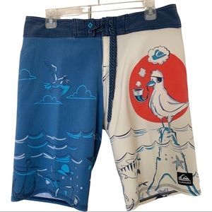 Used Quiksilver boardshorts sz 32